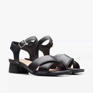 NEW Clarks Serina 35 Cross Black Leather Sandals Wide Fit US 10